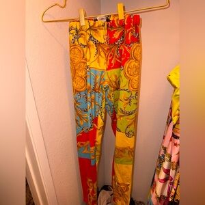 Versace Acanthus Red and Yellow spring summer Leggings READ DESCRIPTION
